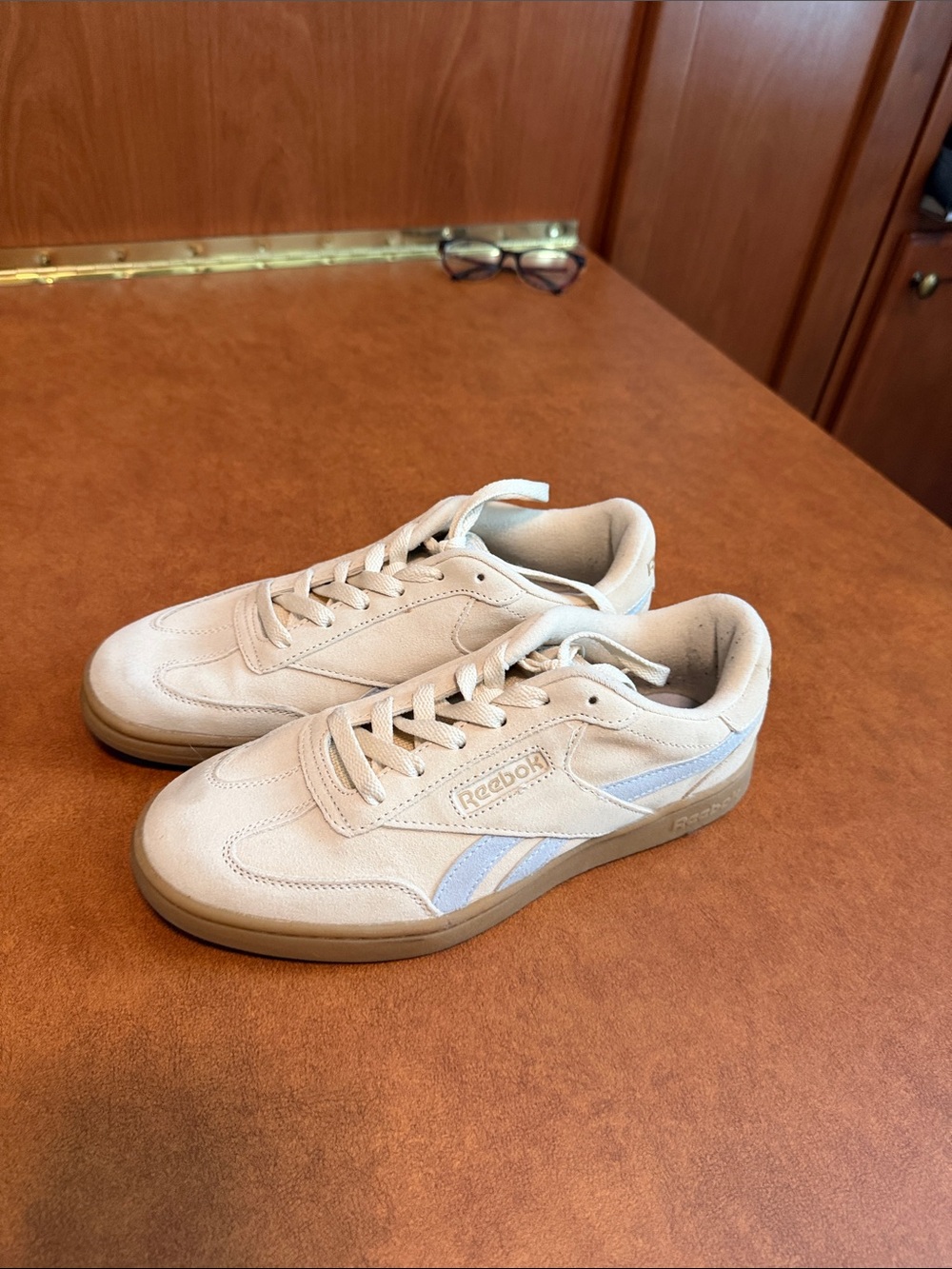 Reebok retro ladies Suede Sneakers in Beige with Light Blue Accent- 8 worn once!